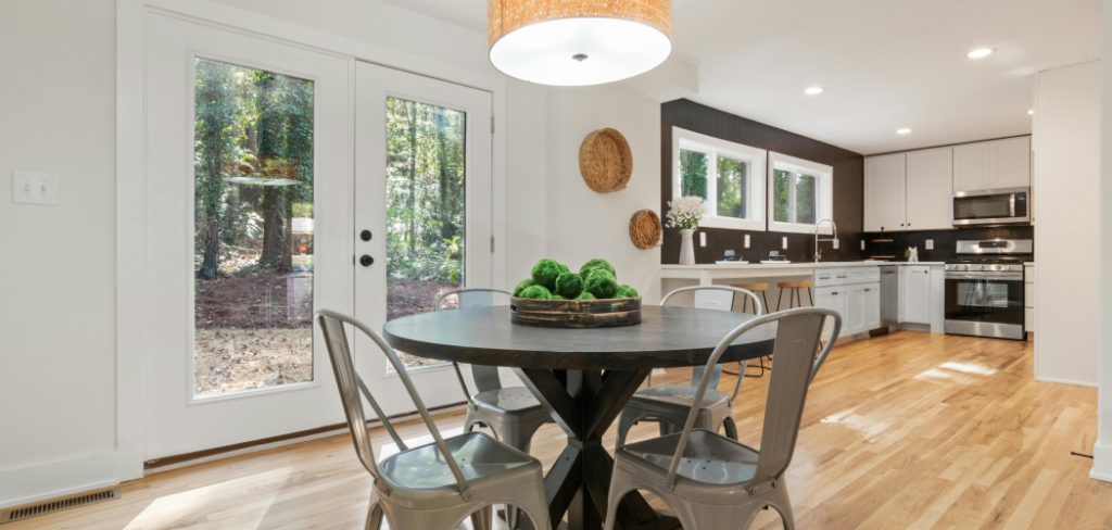 How to Style Round Dining Table